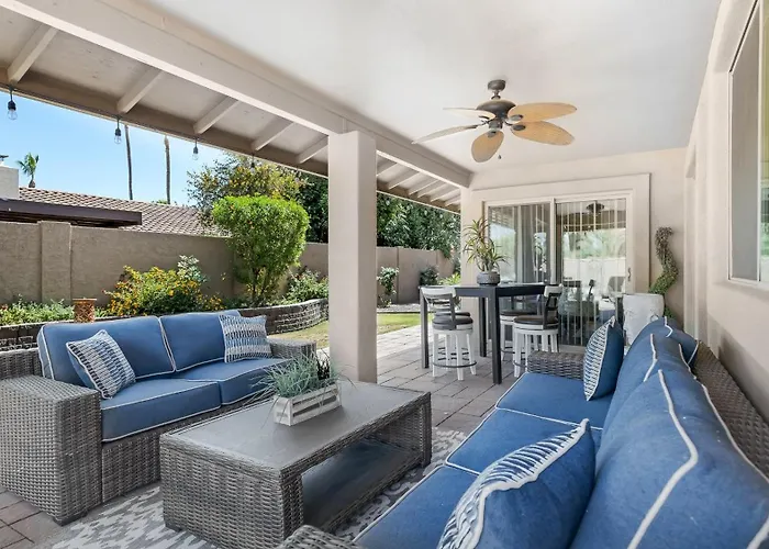 Luxe 4 Bdrm W Backyard Oasis * Scottsdale