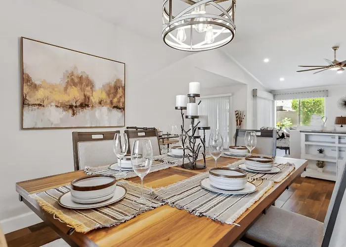 Luxe 4 Bdrm W Backyard Oasis * Scottsdale